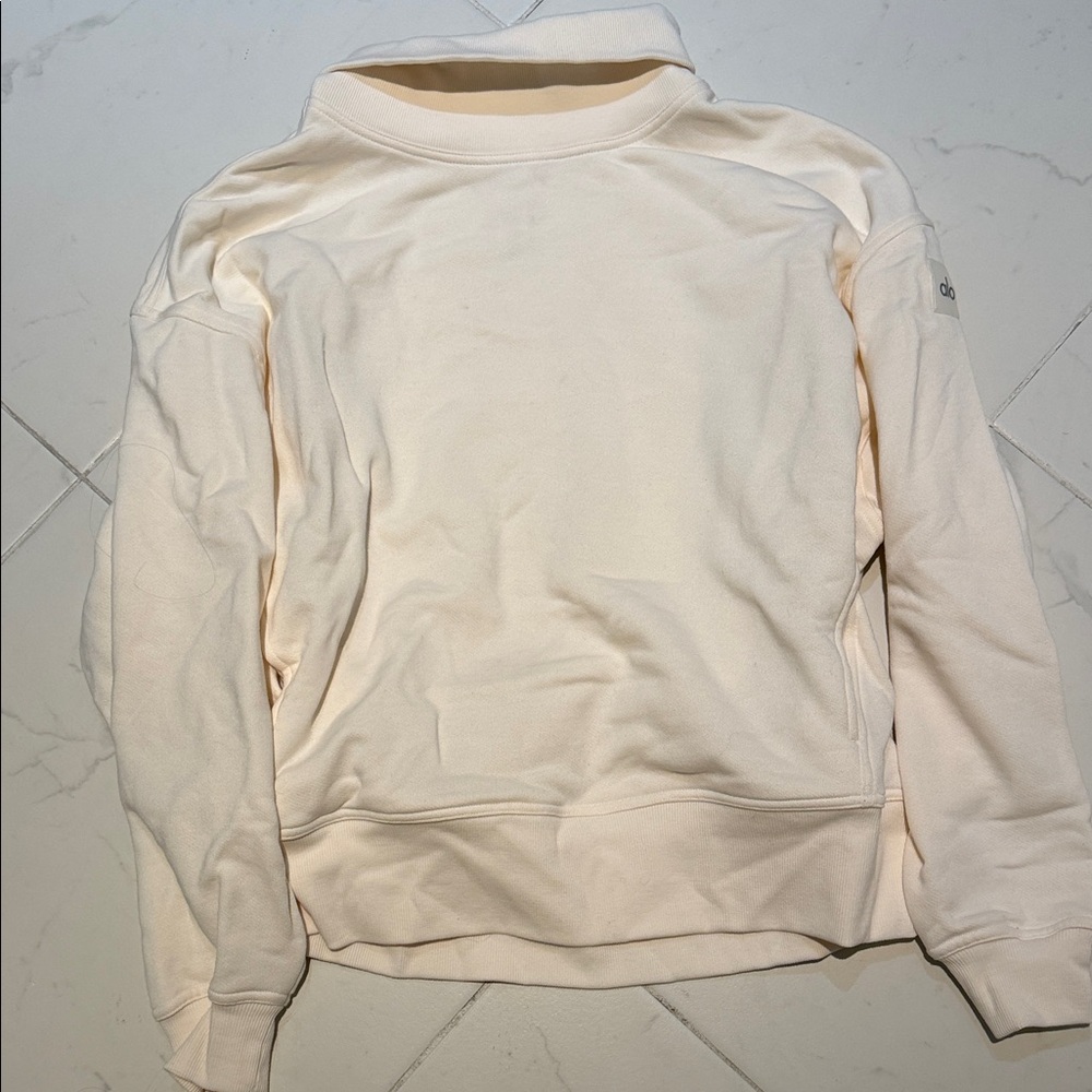 Alo yoga pull over